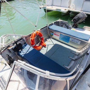Cruise Mandurah in a dinghy